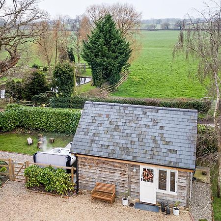 Vila Oak Tree Hideaway Whitchurch  Exteriér fotografie