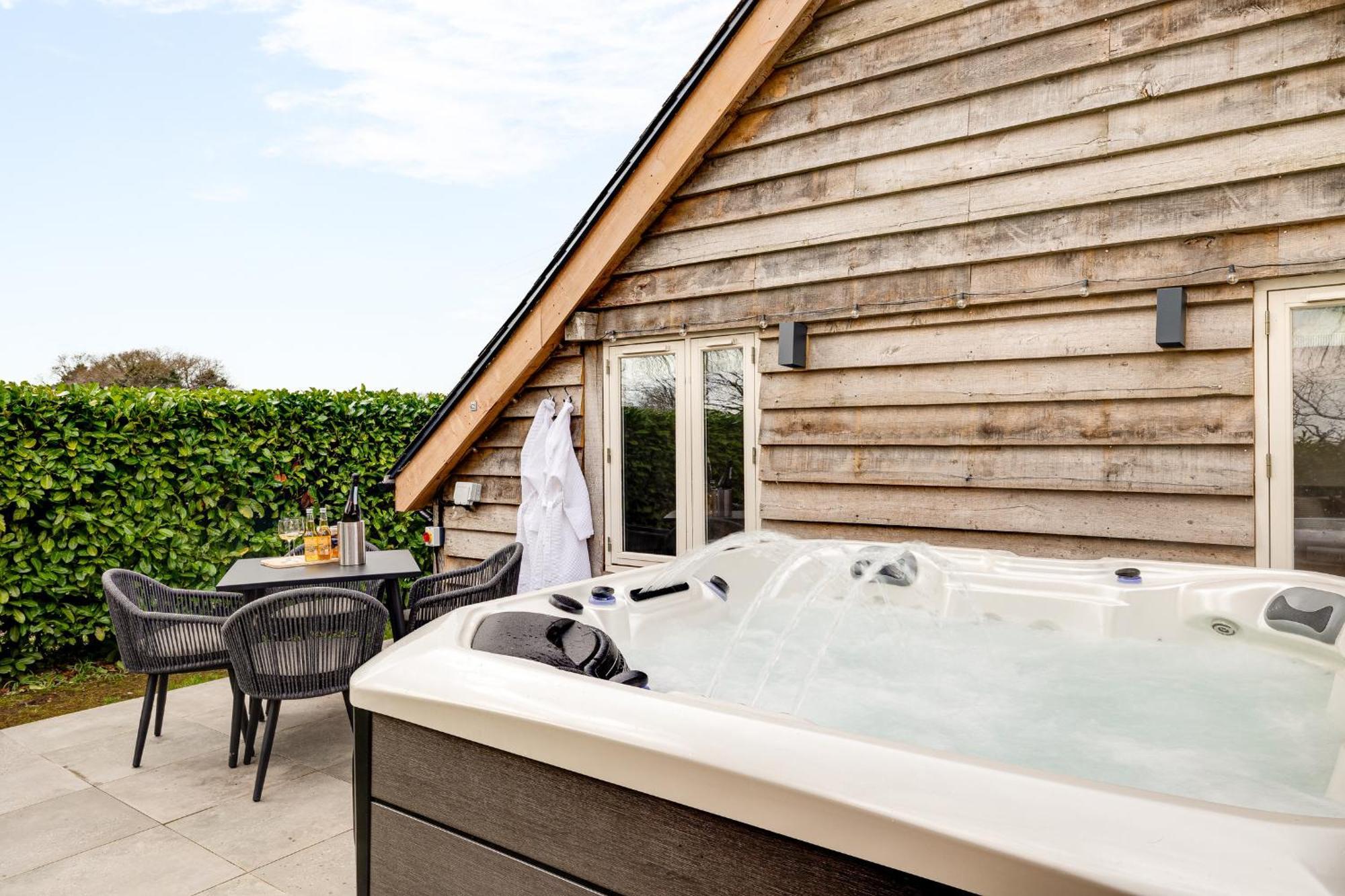 Vila Oak Tree Hideaway Whitchurch  Exteriér fotografie